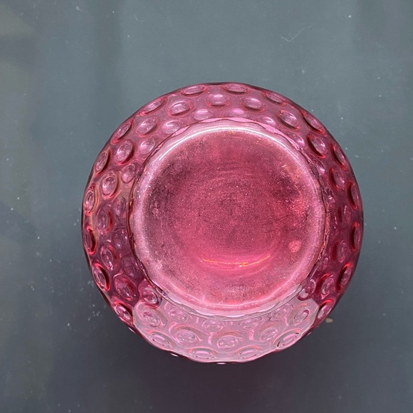 Vintage Fenton Cranberry Reverse Thumbprint Coin Dot Ruffled Rim Vase - Picture 3 of 5